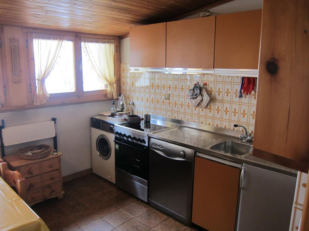 Casa Italo Lägenhet Canazei Exteriör bild